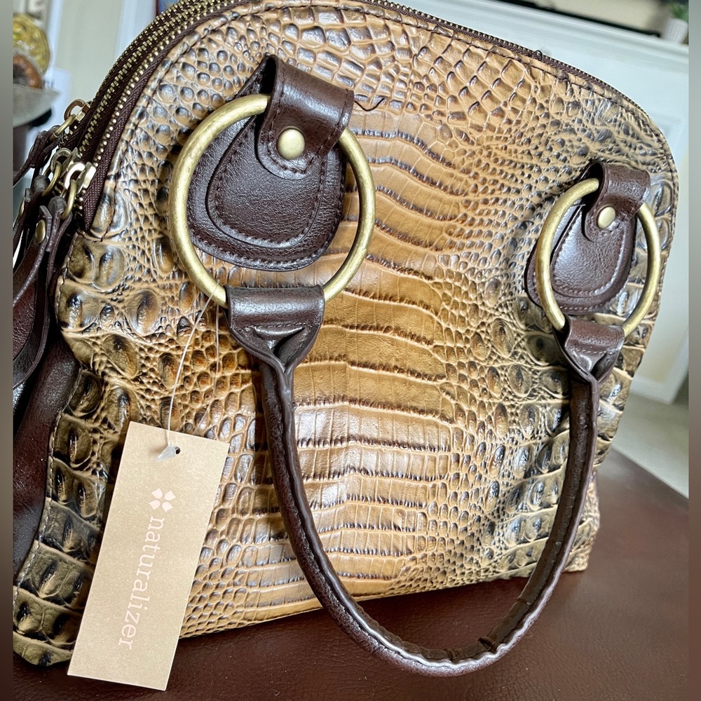 Handbag - Picture 3 of 4